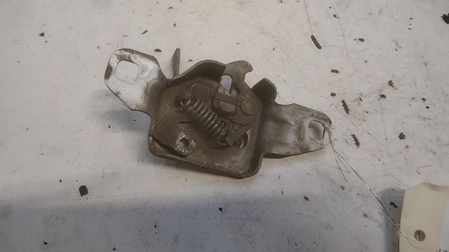 Fermeture de capot DACIA LOGAN 1 PHASE 1 Diesel - 1