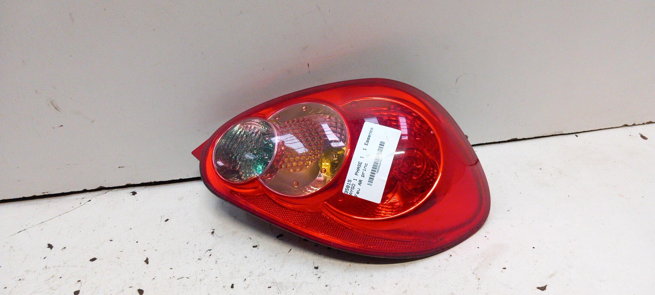 Fanale posteriore principale destro (luci) TOYOTA AYGO 1 PHASE 1 Gasolina - 1