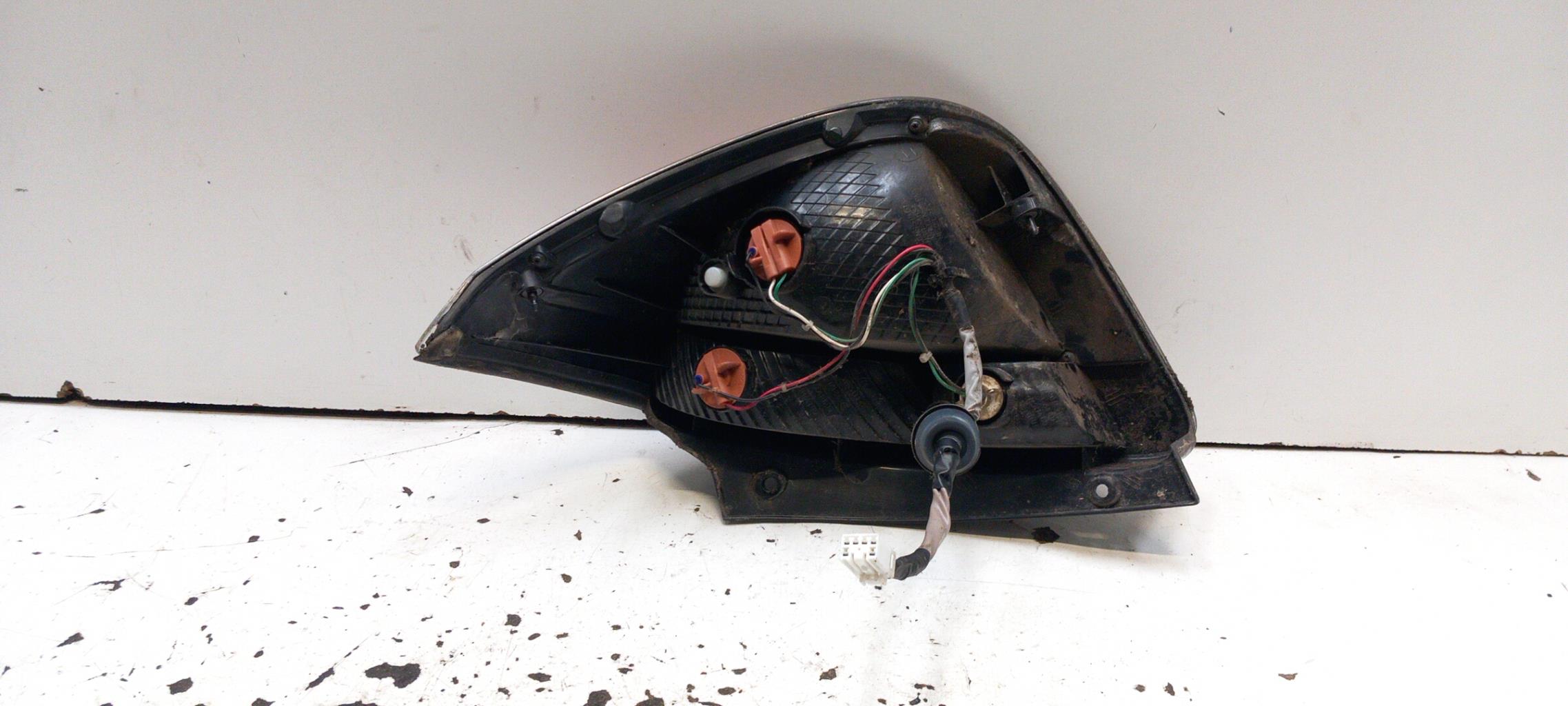 Fanale posteriore principale sinistro (luci) KIA RIO 2 PHASE 1 Gasolina - 1