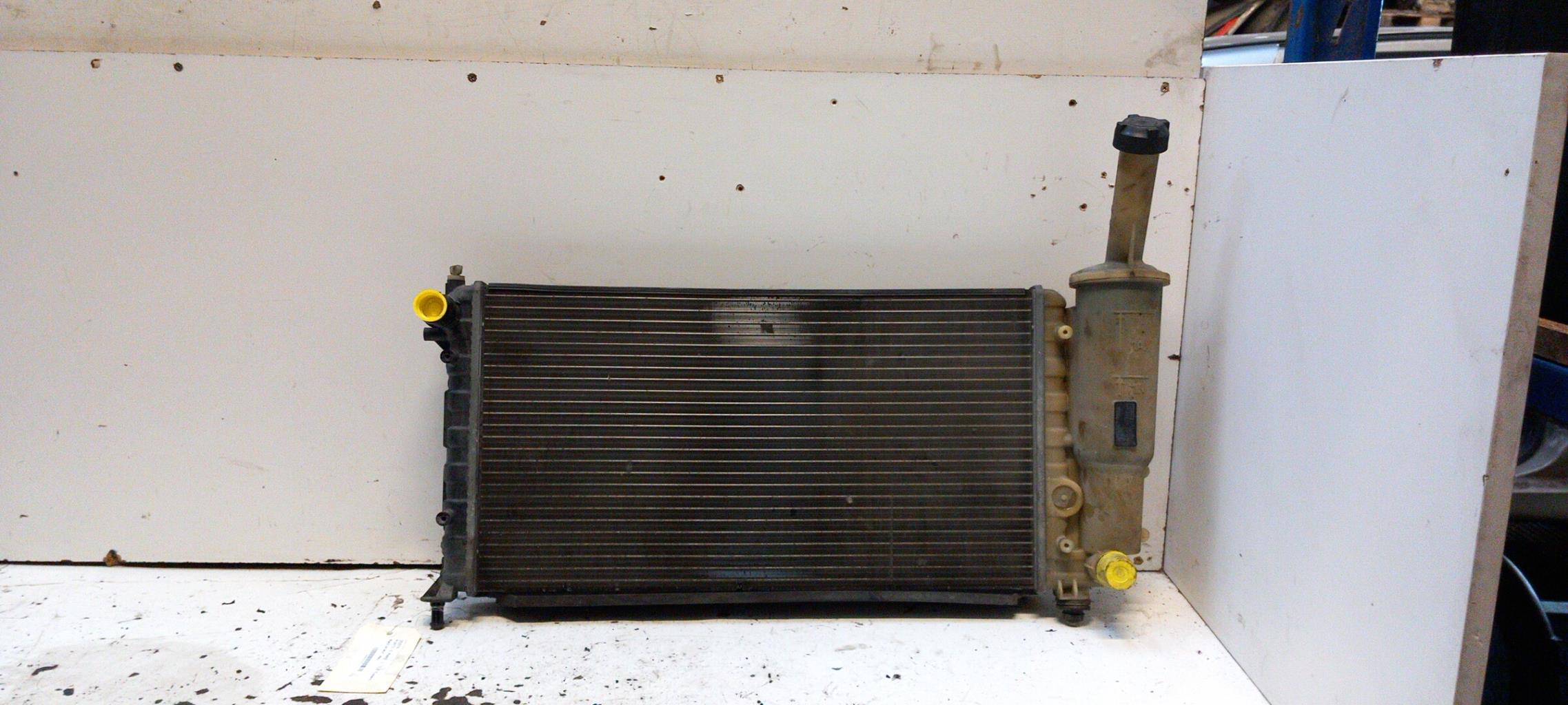 Radiateur eau FIAT PUNTO 2 PHASE 1 Essence - 1