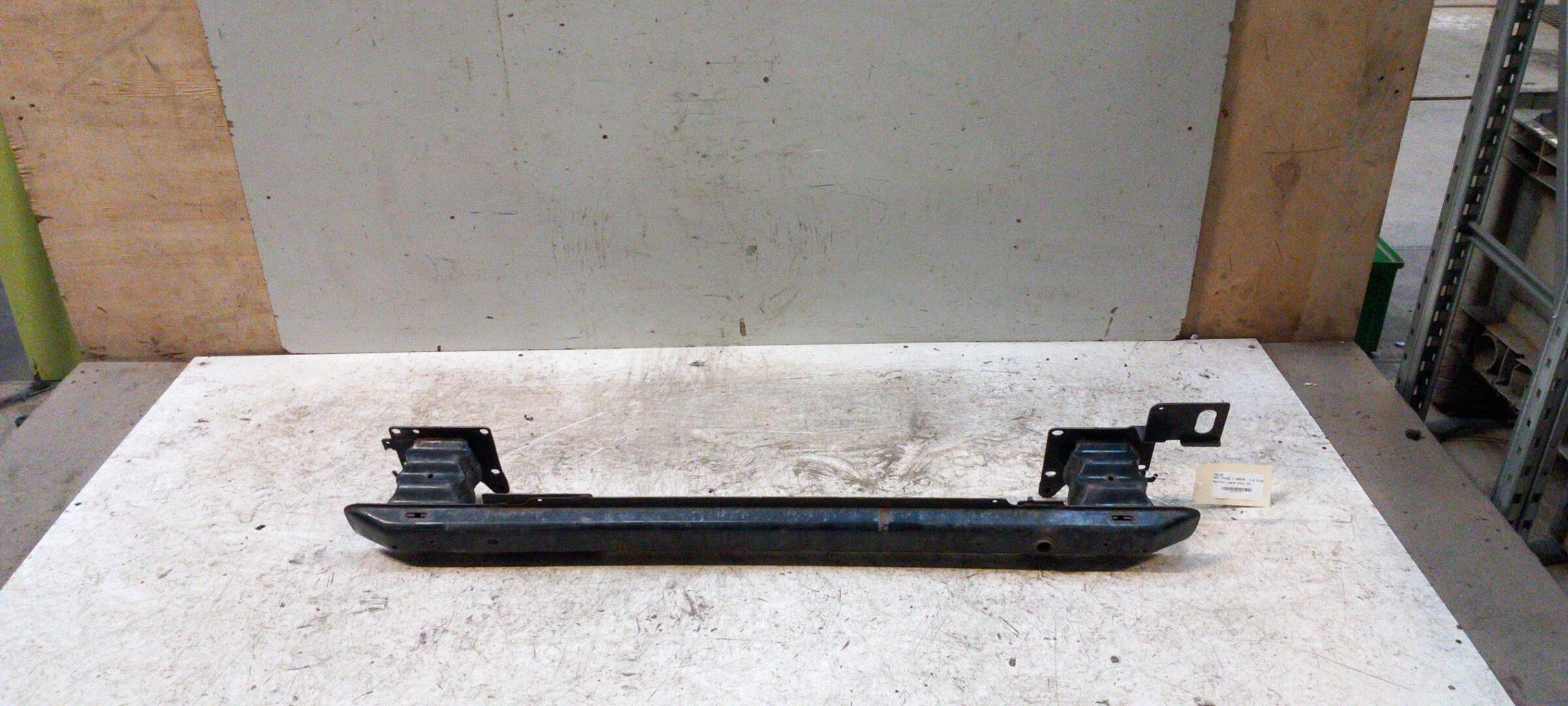 Traversa rinforzo paraurti anteriore PEUGEOT 307 PHASE 1 BREAK Diésel - 1