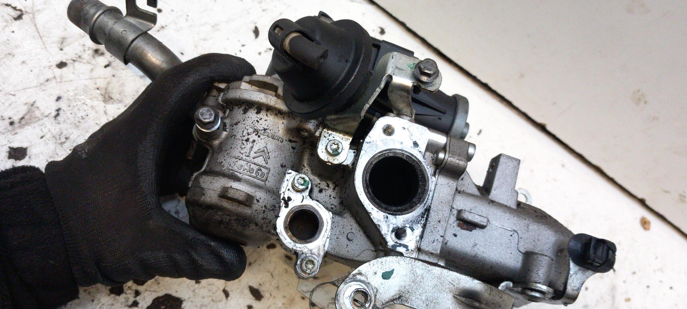 Valvola EGR PEUGEOT 208 1 PHASE 1 Diésel - 1