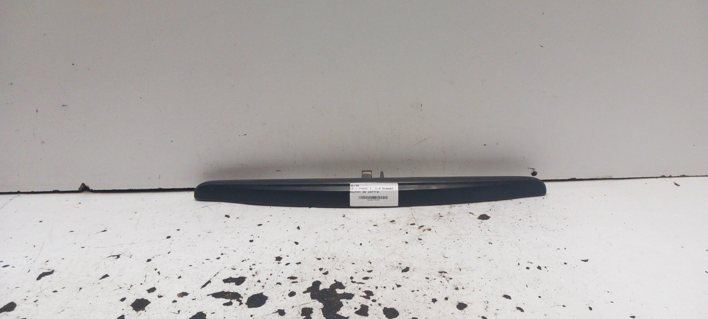 Bouton de coffre CITROEN C3 1 PHASE 1 Diesel - 1