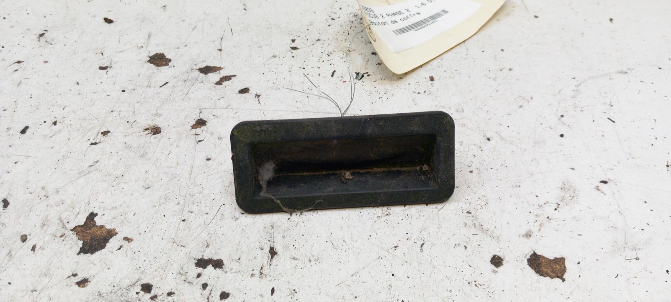 Bouton de coffre FORD FOCUS 2 PHASE 2 Diesel - 1