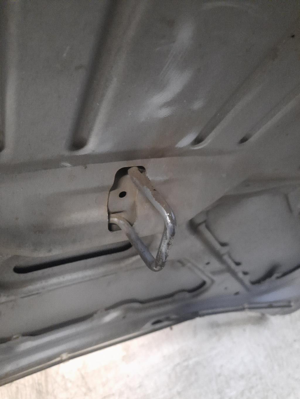 Capot MAZDA 2 1 Essence - 1