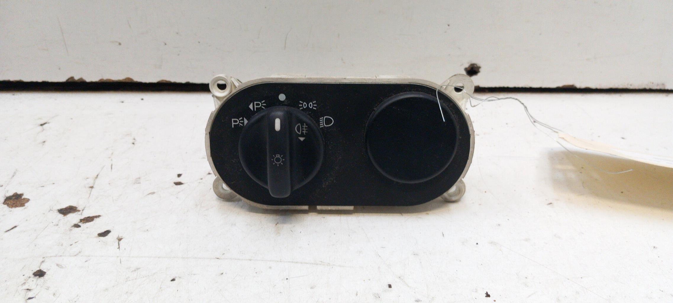 Commande de phare FORD MONDEO 1 PHASE 1 Diesel - 1