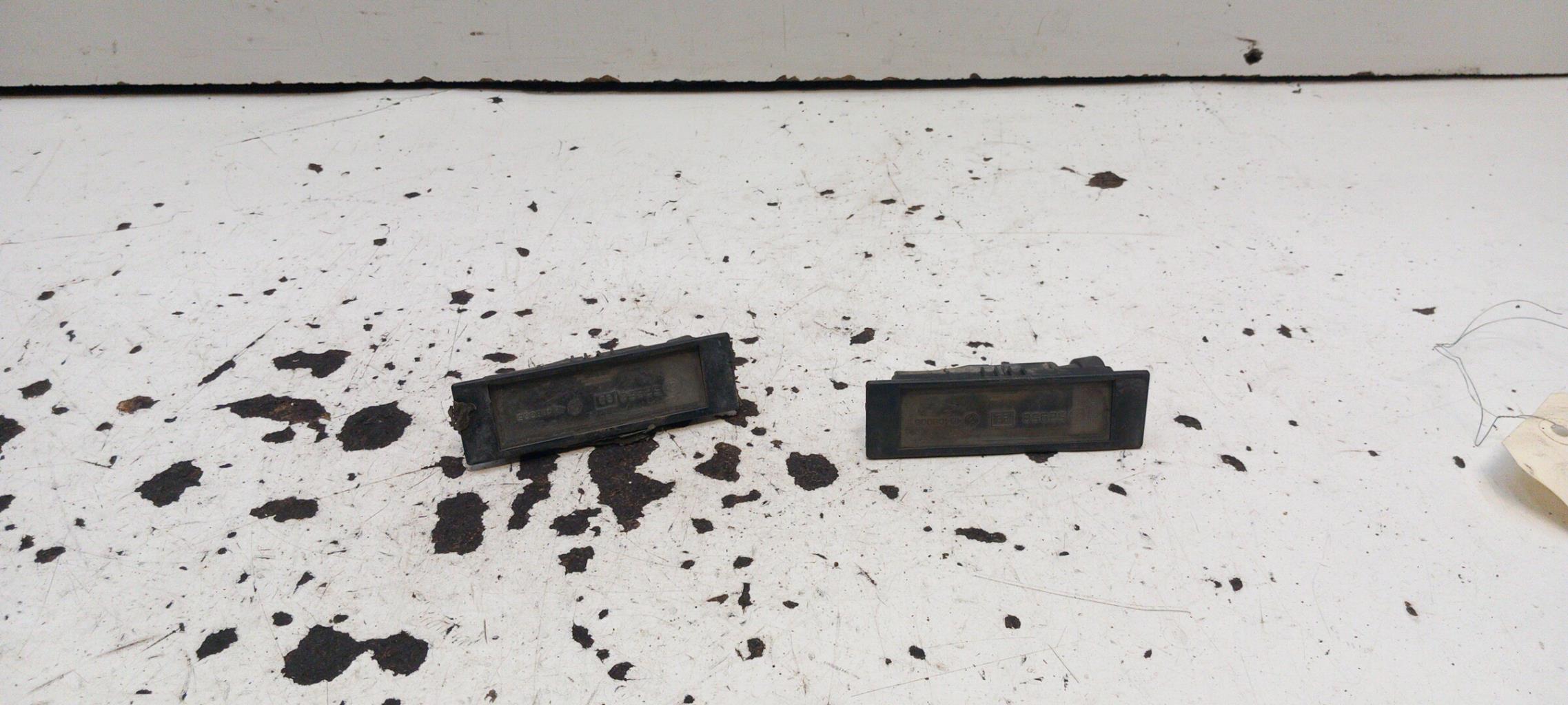 Eclairage de plaque FIAT MULTIPLA PHASE 1  - 1