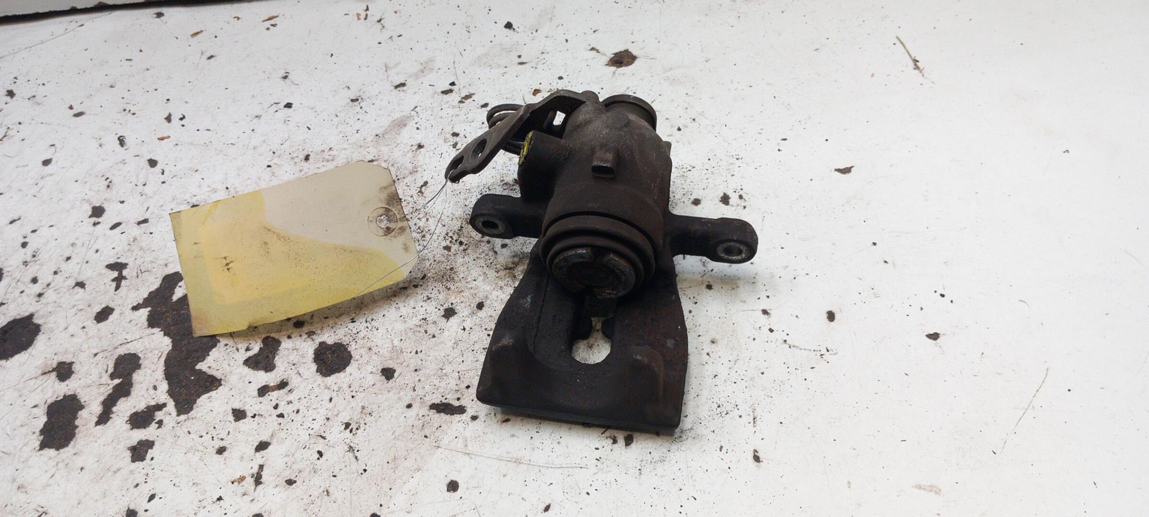 Pinza freni posteriore destra FORD MONDEO 3 PHASE 2 Diésel - 1