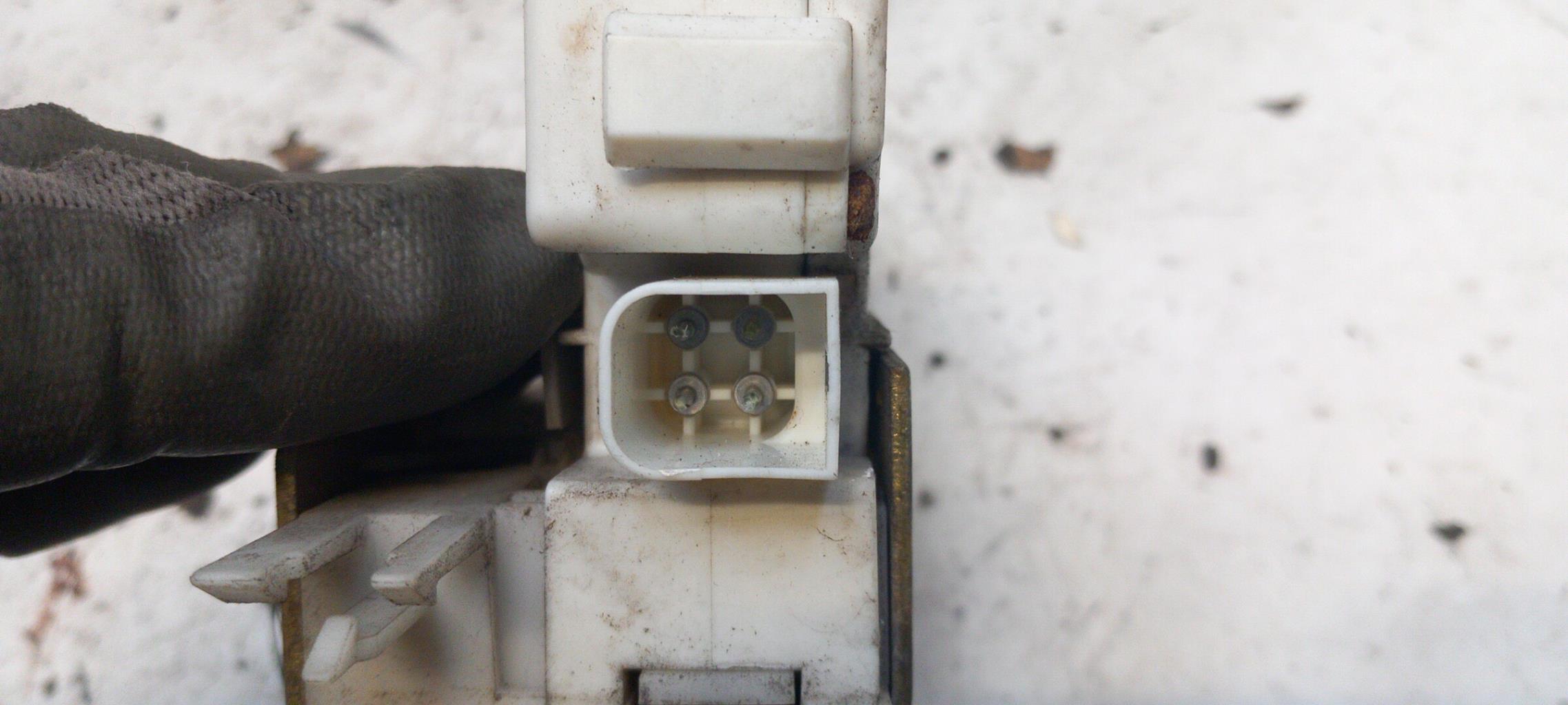 Chiusura centralizzata anteriore destra FORD MONDEO 1 PHASE 1 Diésel - 1