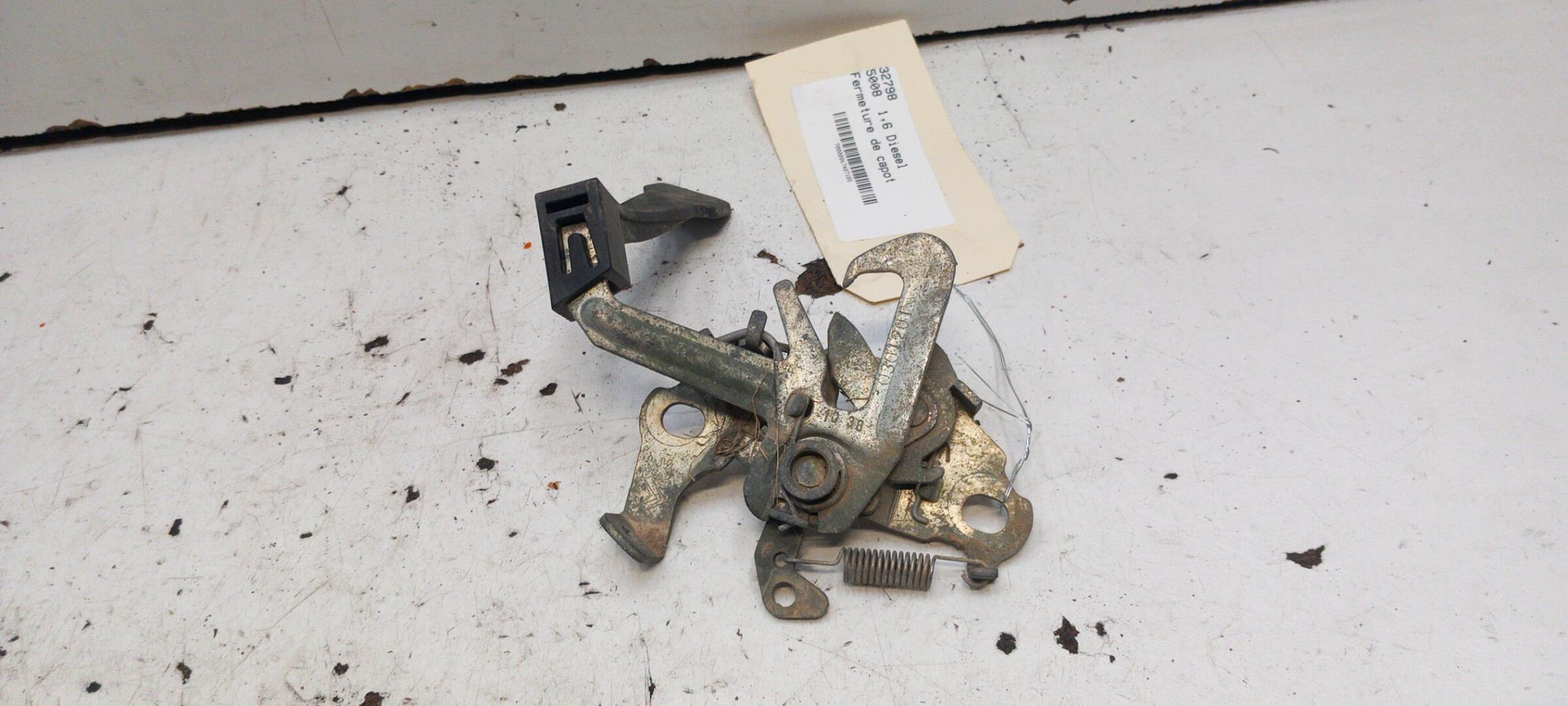 Fermeture de capot PEUGEOT 5008 Diesel - 1