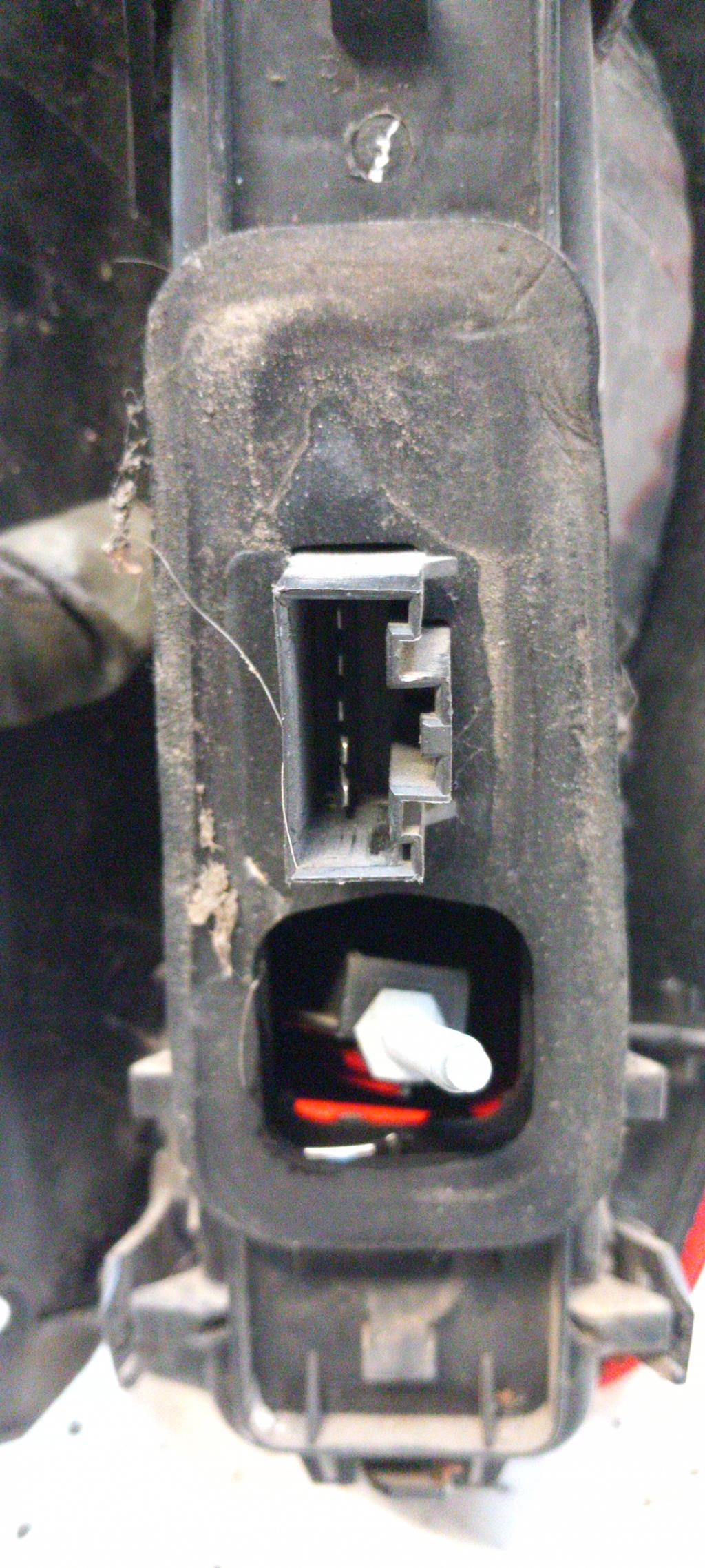 Fanale posteriore principale sinistro (luci) FORD FUSION PHASE 1 Gasolina - 1