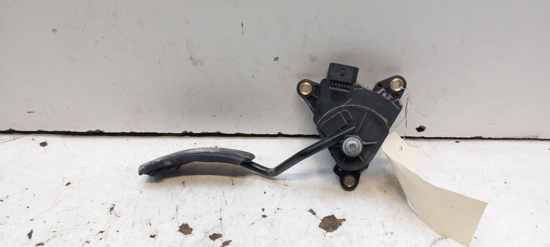 Pedale d'accelerateur RENAULT KANGOO 2 PHASE 1 Diesel - 1