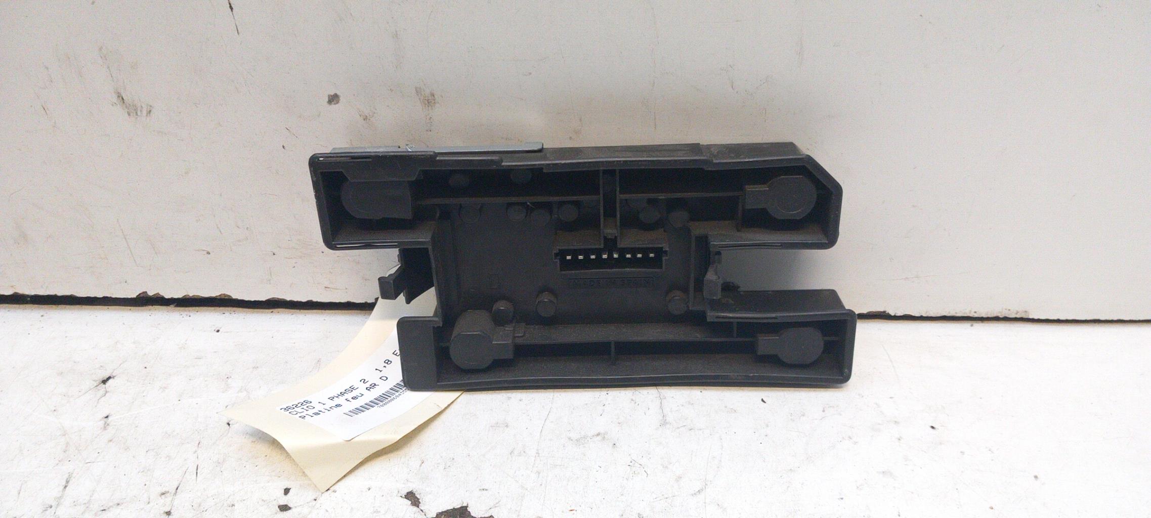 Base portalampade fanale posteriore destro RENAULT CLIO 1 PHASE 2 Gasolina - 1