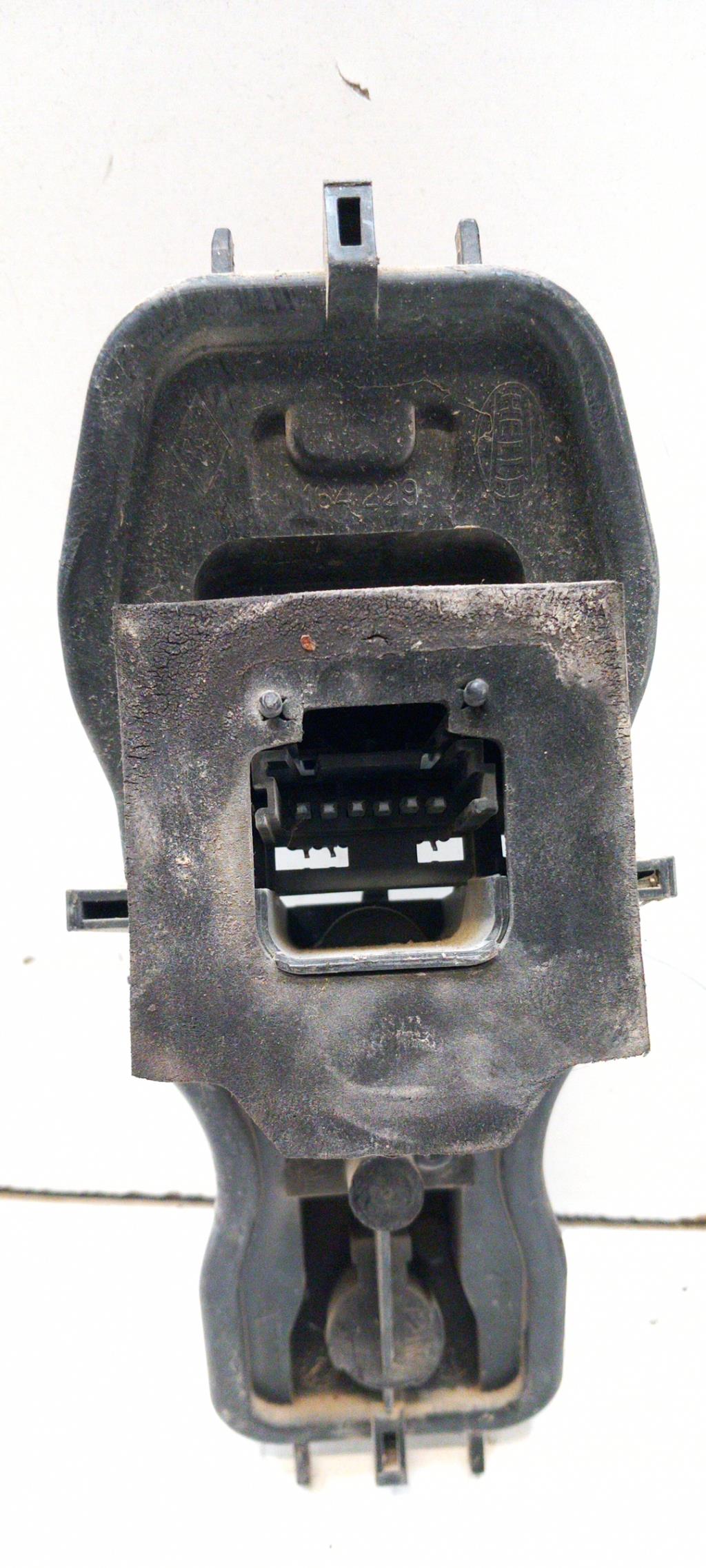 Base portalampade fanale posteriore sinistro RENAULT SCENIC 2 PHASE 2 Diésel - 1