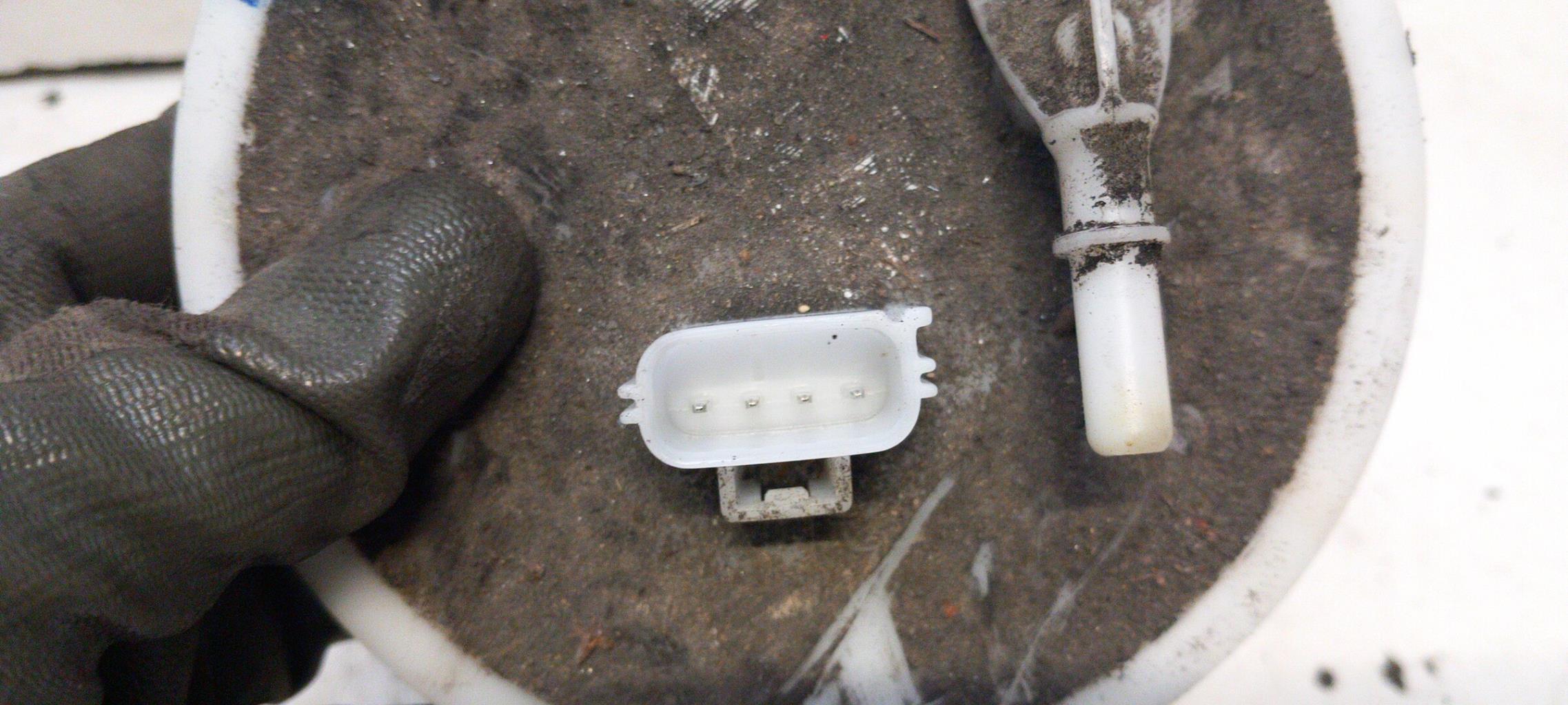 Pompe immergee FORD FIESTA 6 PHASE 1 Essence - 1