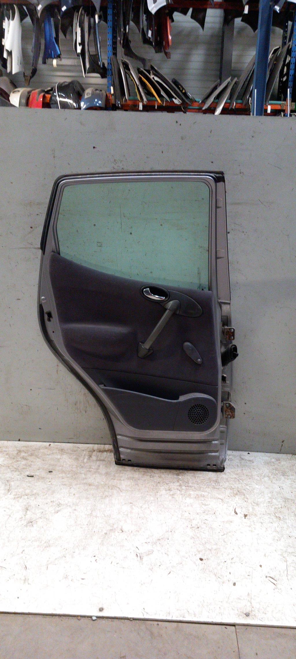 Portiera posteriore sinistra MERCEDES CLASSE A 168 PHASE 1 Gasolina - 1