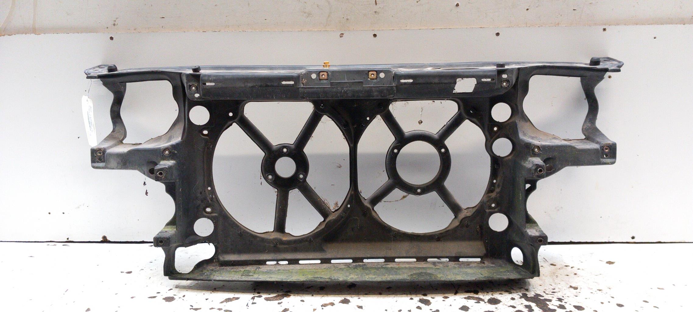 Pannellatura anteriore VOLKSWAGEN GOLF 3  - 1