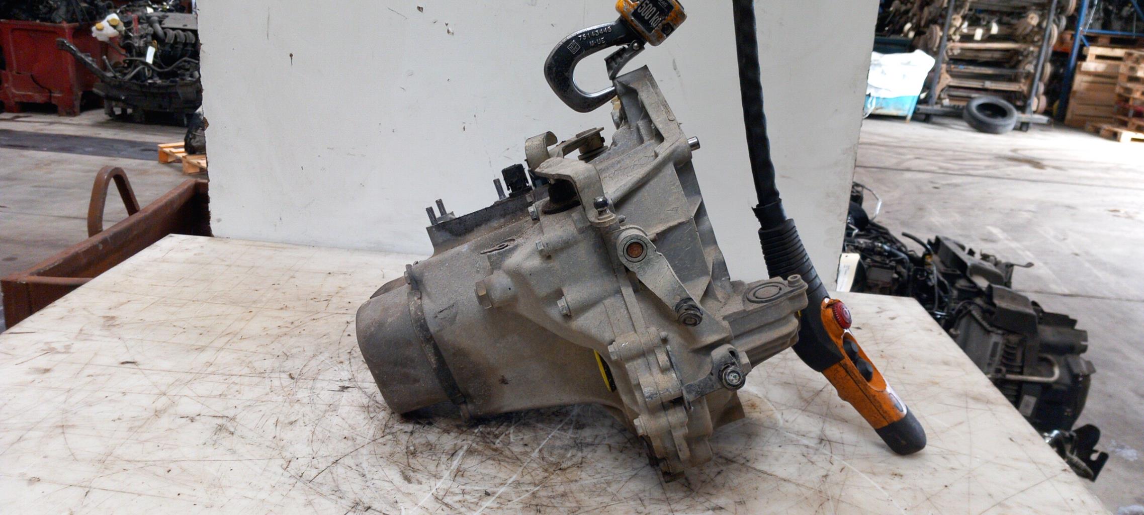 Boite de vitesses PEUGEOT 206+ Essence - 1