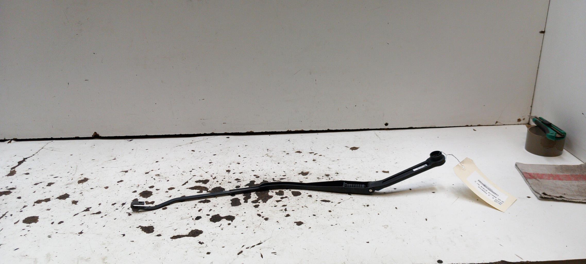 Braccio tergicristallo anteriore destro MAZDA XEDOS 6 Gasolina - 1