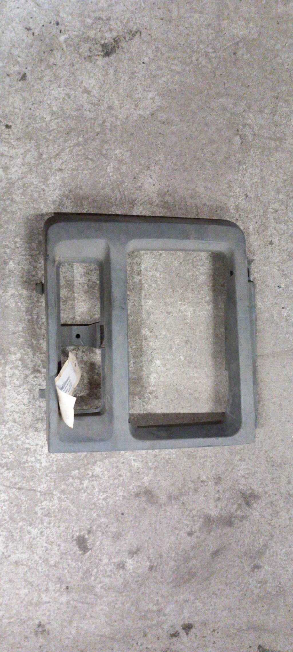 Calandre droite CITROEN C25 PHASE 1 Diesel - 1