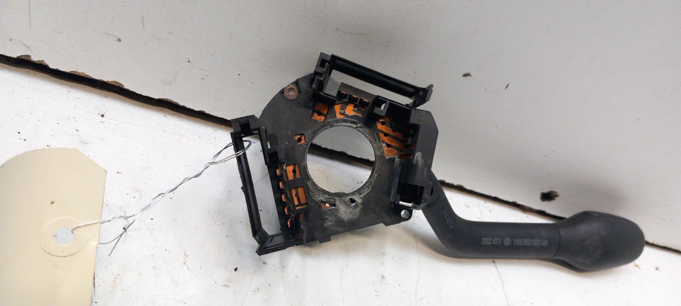 Commodo d'essuie glaces VOLKSWAGEN GOLF 3  - 1
