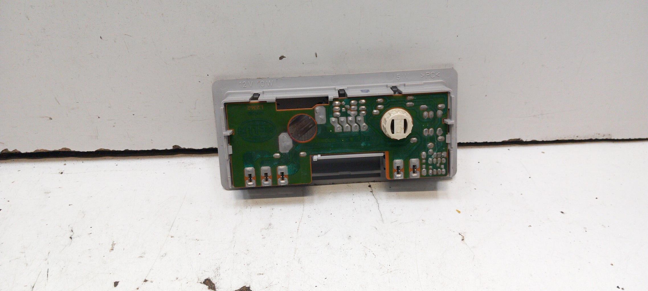 Eclairage de plafonnier VOLKSWAGEN GOLF 3  - 1