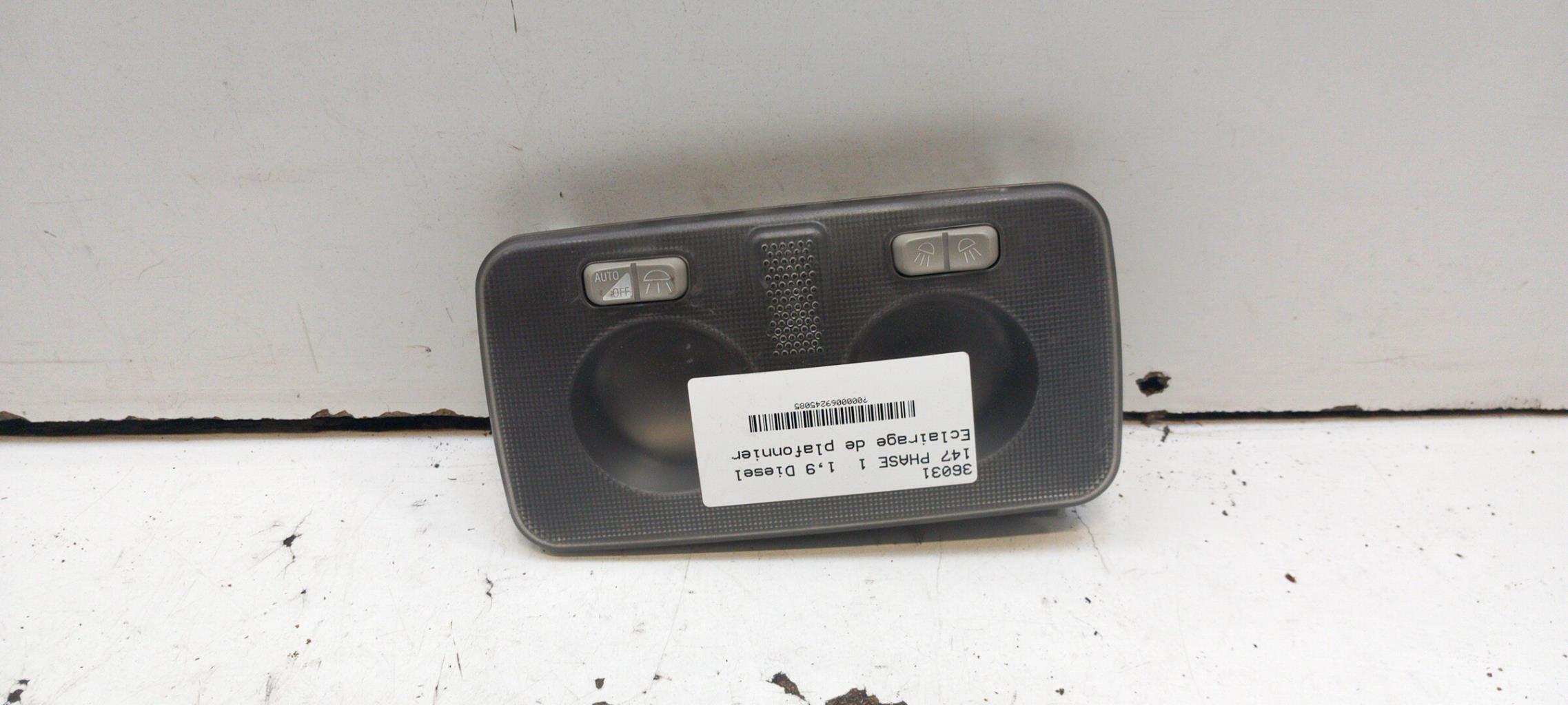 Eclairage de plafonnier ALFA ROMEO 147 PHASE 1 Diesel - 1
