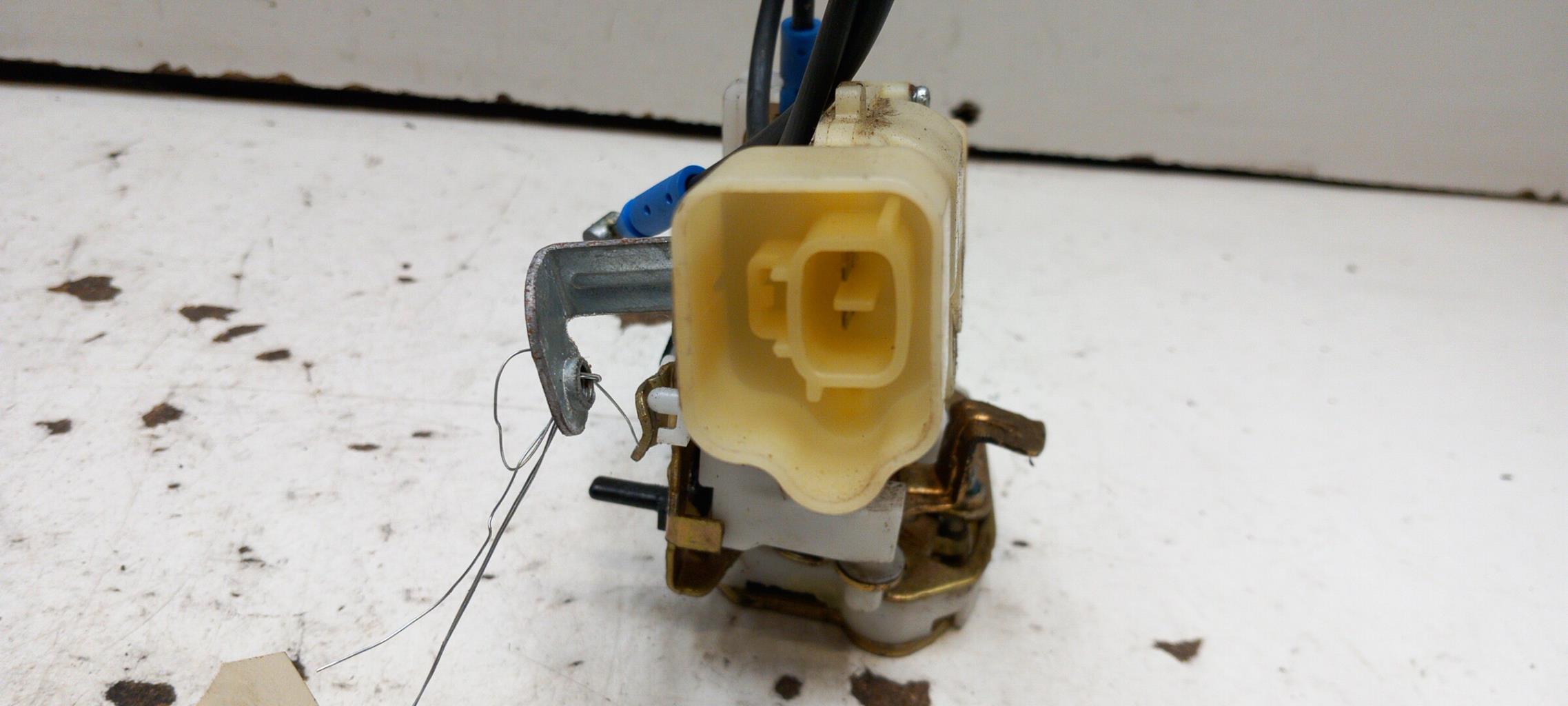 Chiusura centralizzata posteriore sinistra TOYOTA YARIS 1 PHASE 2 Gasolina - 1