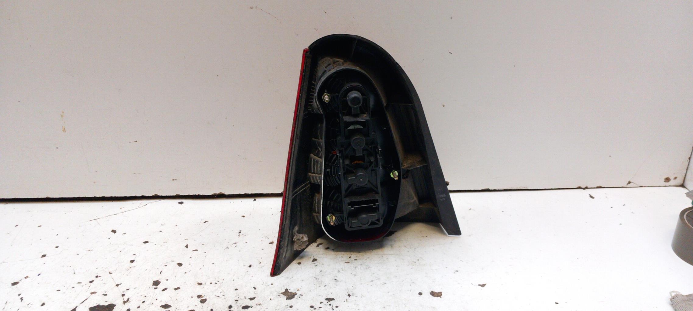 Fanale posteriore principale destro (luci) MERCEDES CLASSE A 168 PHASE 1 Gasolina - 1