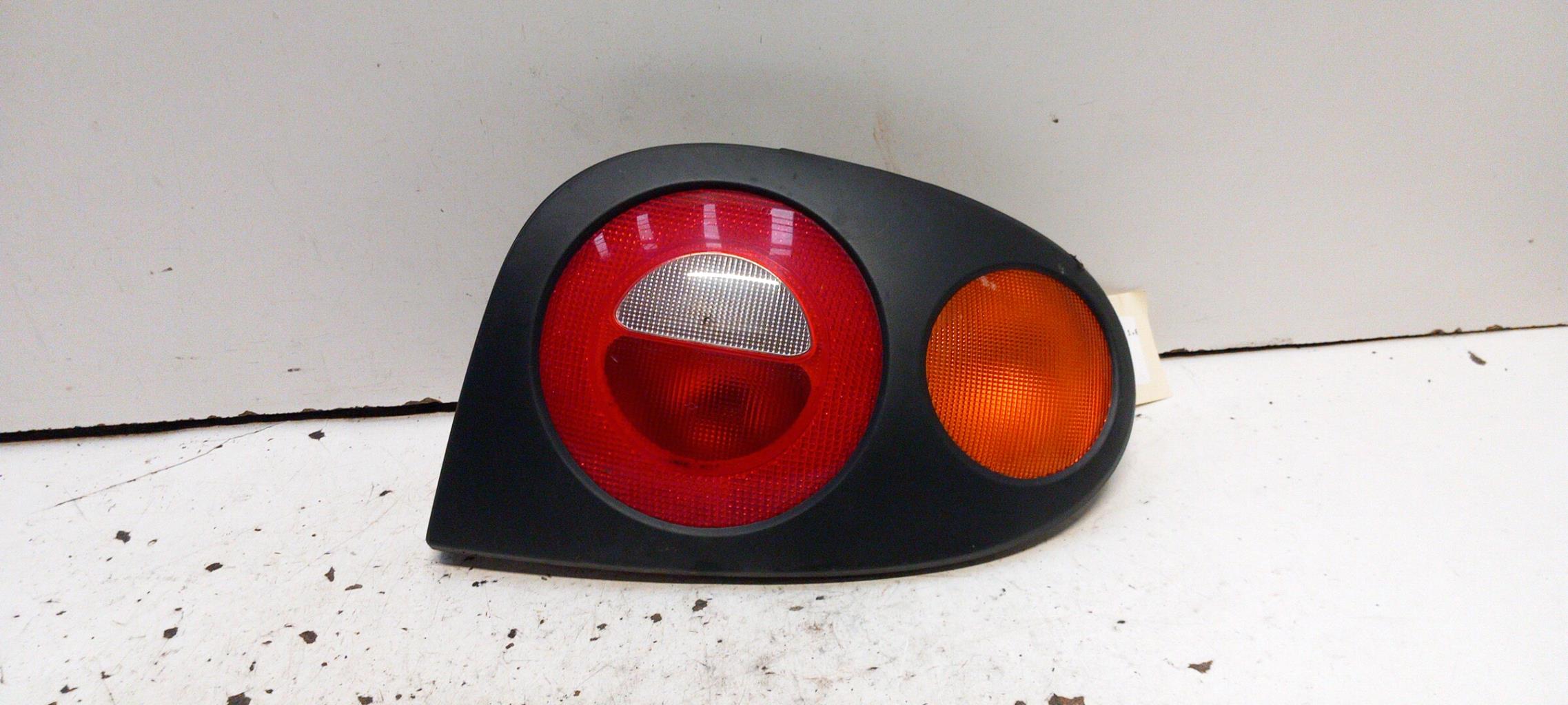 Fanale posteriore principale destro (luci) RENAULT MEGANE 1 PHASE 1 COUPE Gasolina - 1