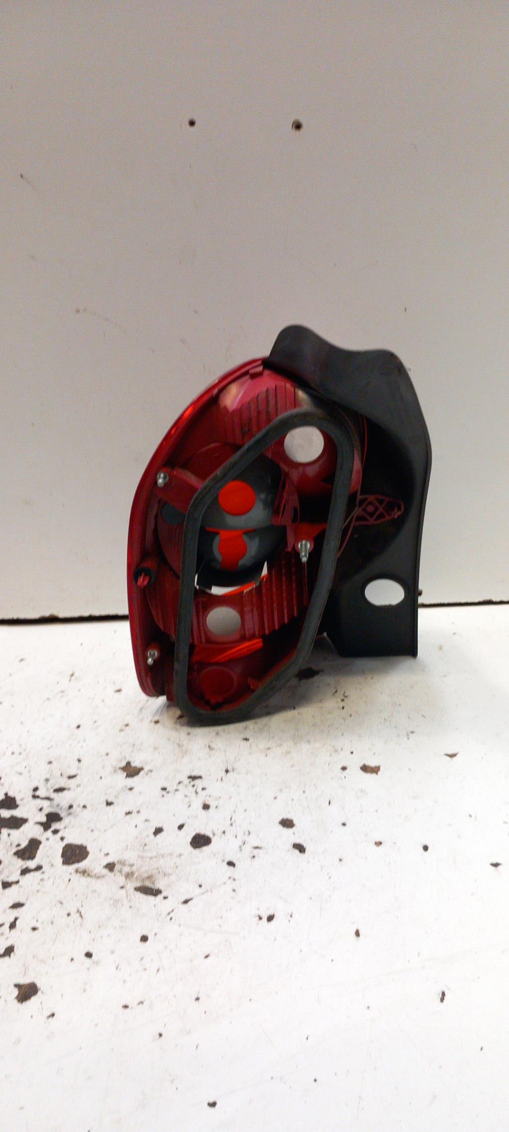 Fanale posteriore principale destro (luci) RENAULT MODUS PHASE 1 Diésel - 1