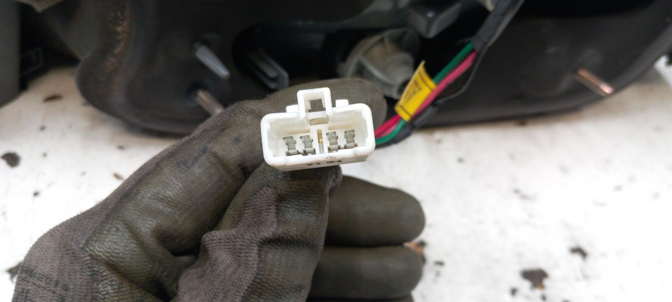 Fanale posteriore principale sinistro (luci) HYUNDAI SONATA 5 Gasolina - 1