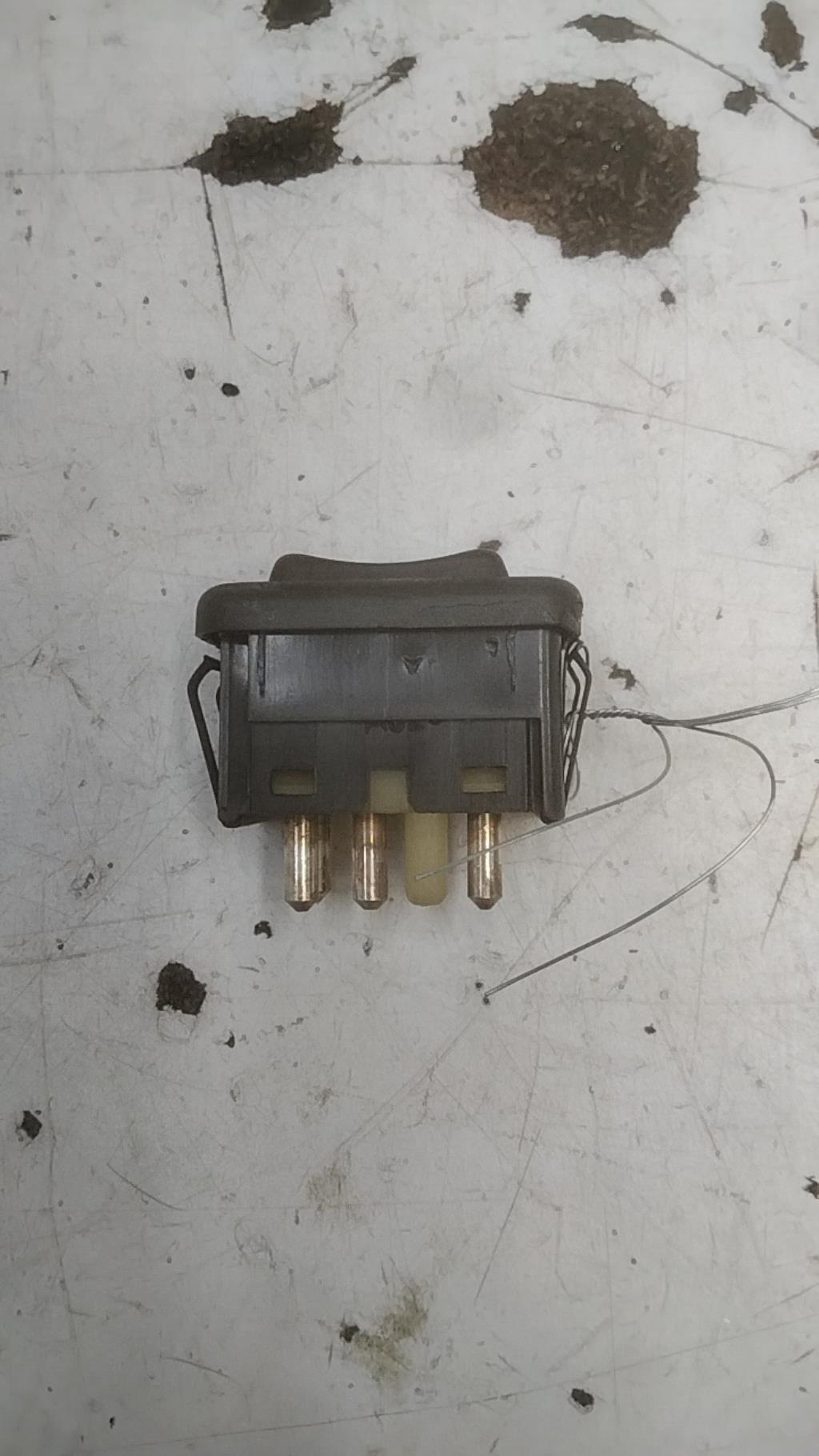 Interruttore lavacristalli anteriore sinistro VOLVO S 40 1 PHASE 1 Diésel - 1