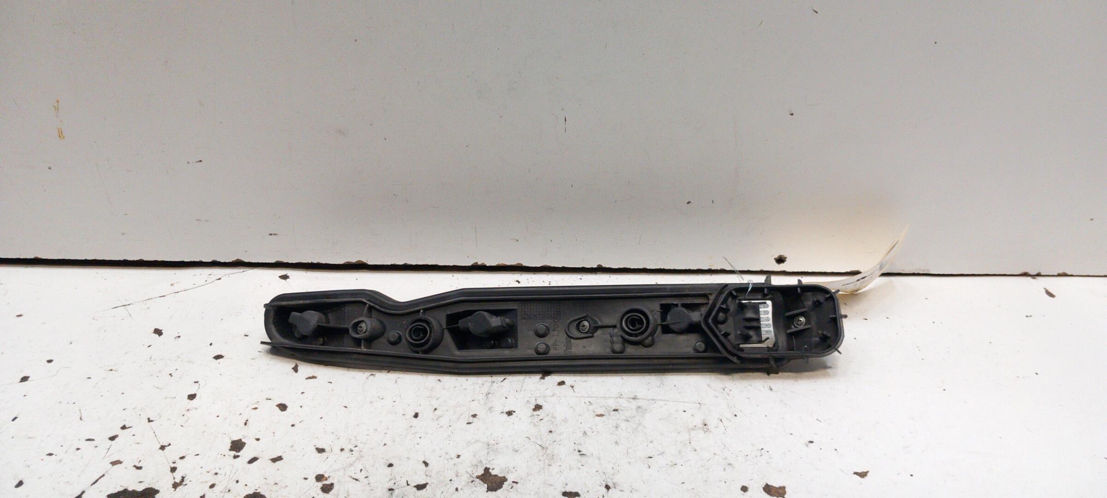 Base portalampade fanale posteriore destro OPEL CORSA C PHASE 1 Gasolina - 1