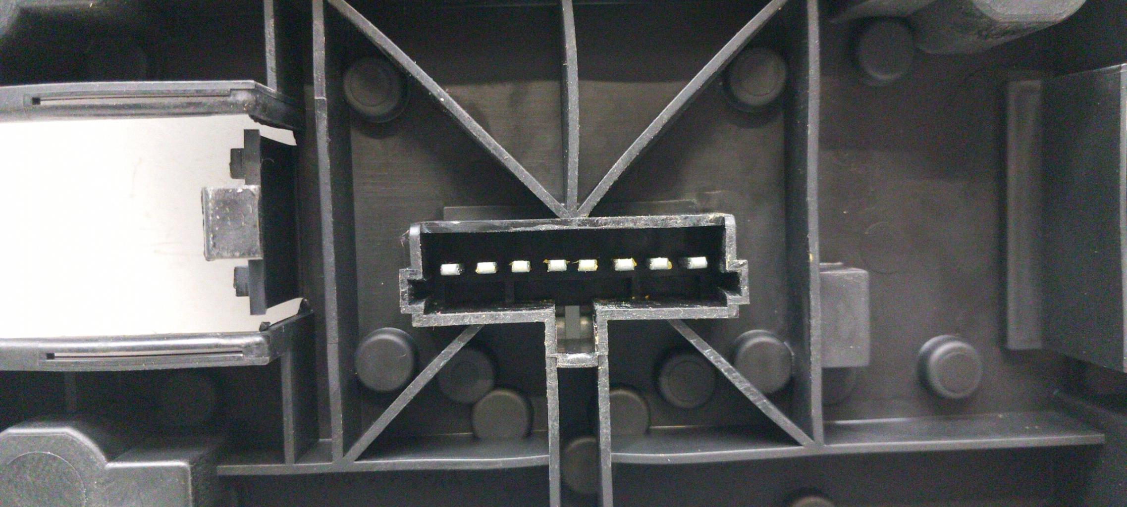 Base portalampade fanale posteriore destro RENAULT CLIO 1 PHASE 1 Gasolina - 1