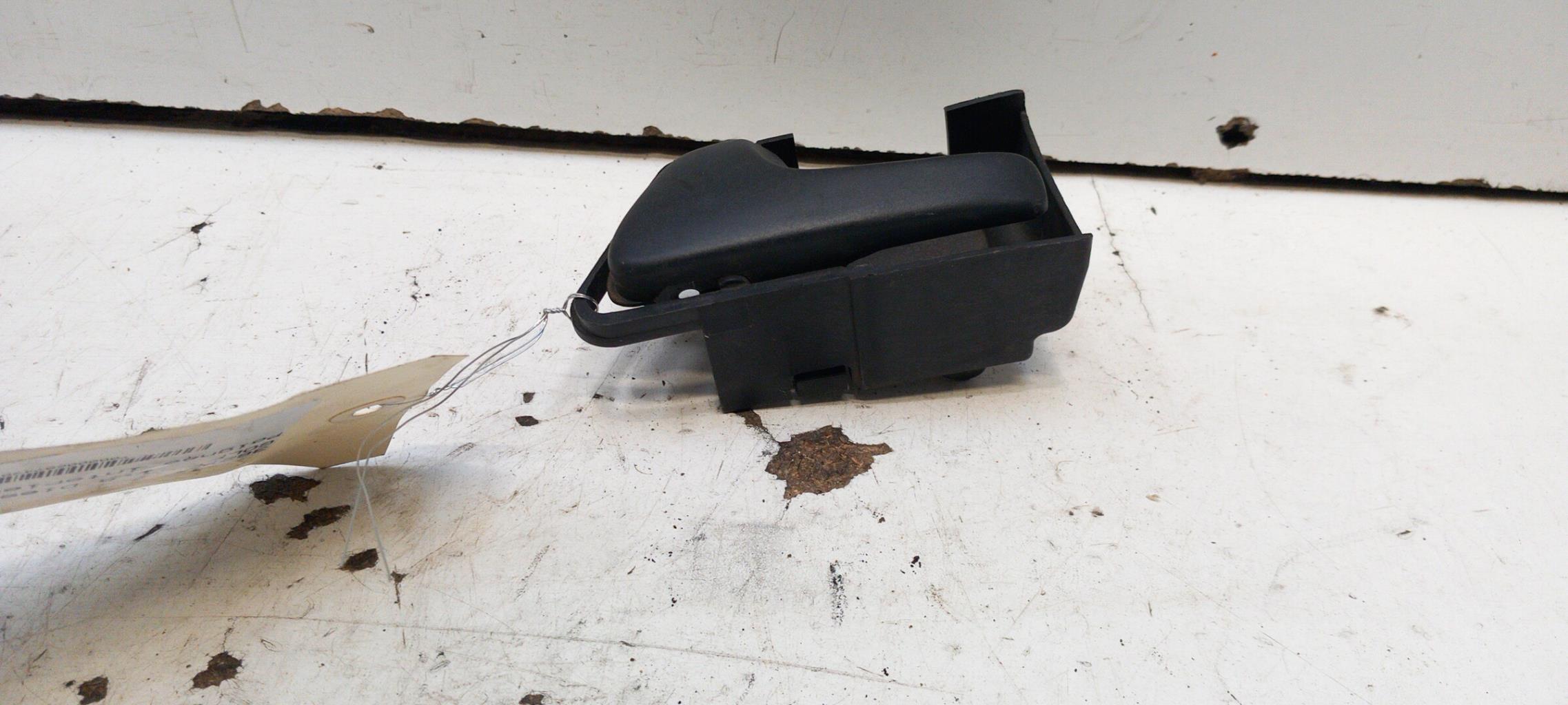 Maniglia interna posteriore sinistra VOLKSWAGEN GOLF 3  - 1