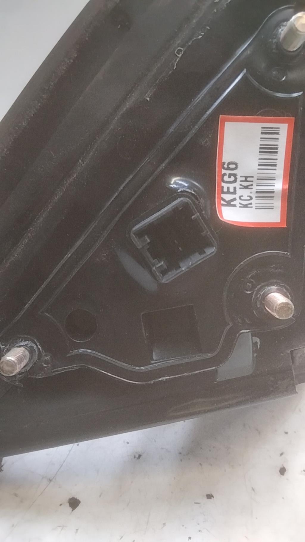 Retrovisor derecho HYUNDAI SONATA 5 Gasolina - 1