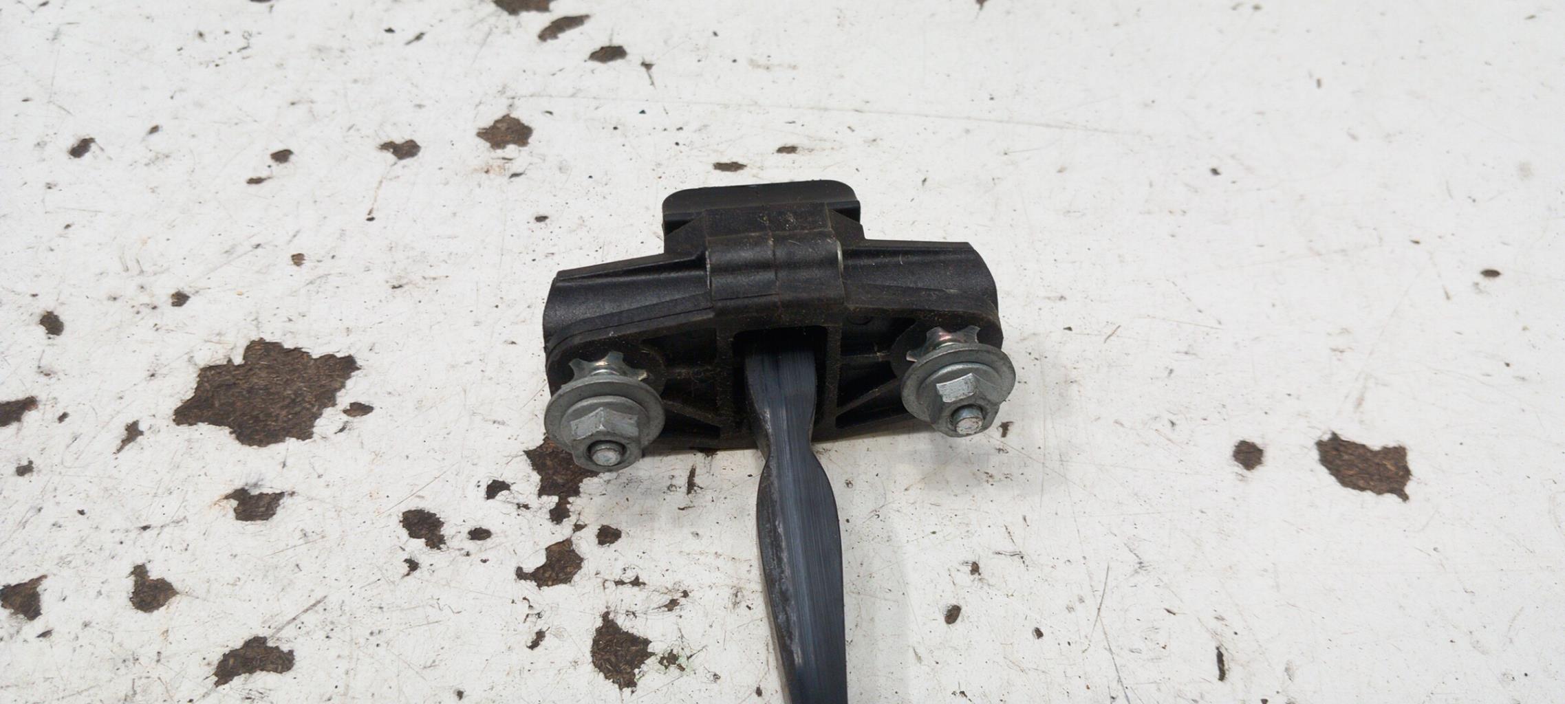 Arret de porte arriere gauche MINI MINI 2 R60 COUNTRYMAN BREAK Essence - 1