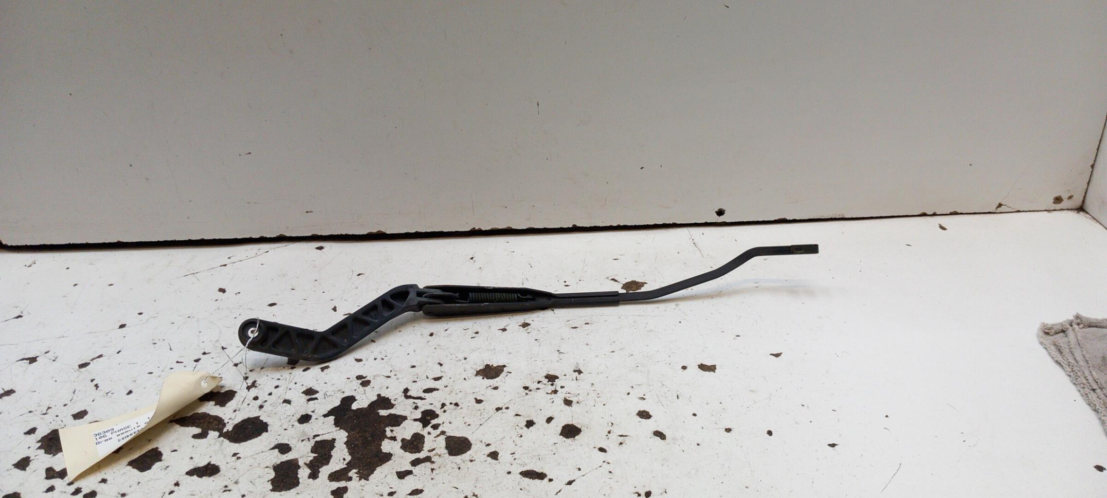 Braccio tergicristallo anteriore sinistro PEUGEOT 106 PHASE 1 Gasolina - 1