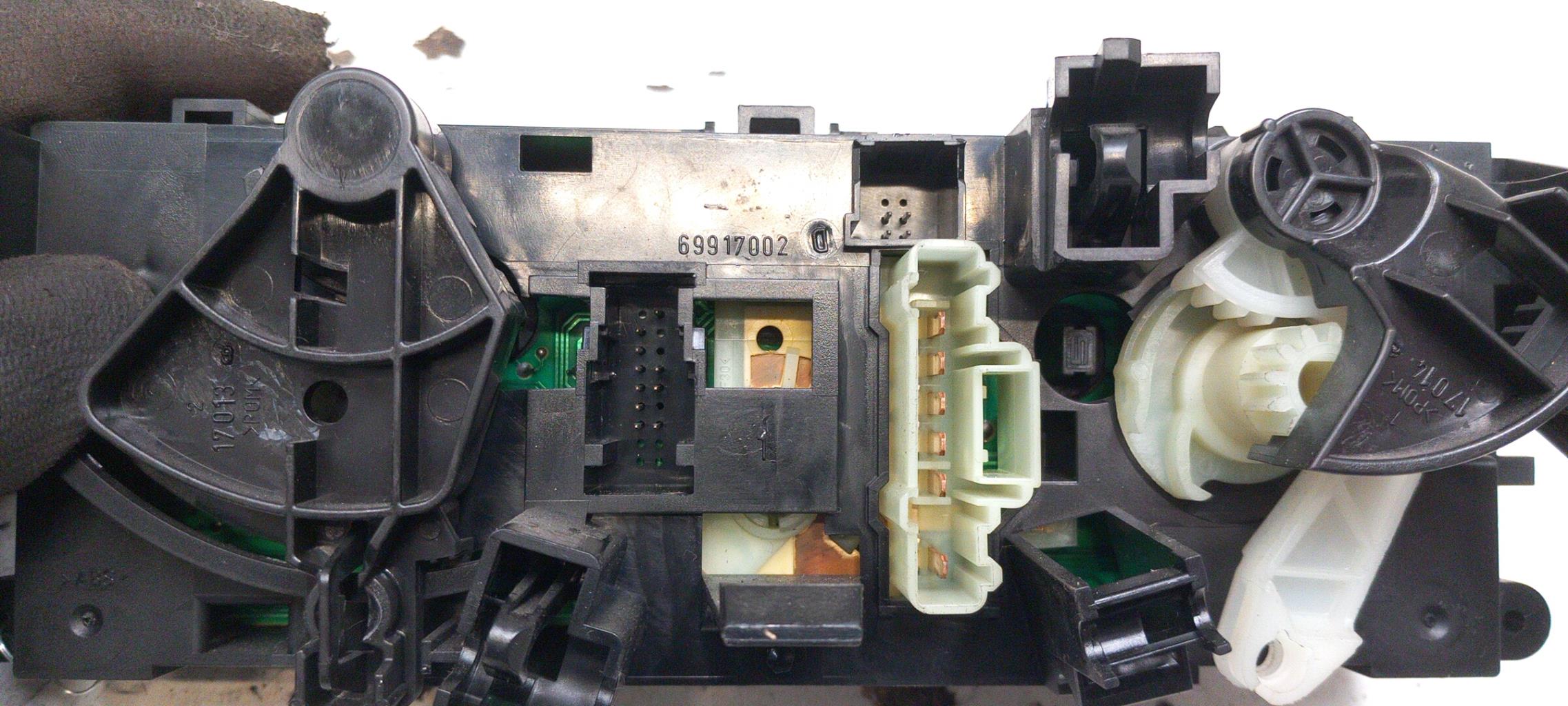 Commande chauffage PEUGEOT 207 PHASE 1 Diesel - 1