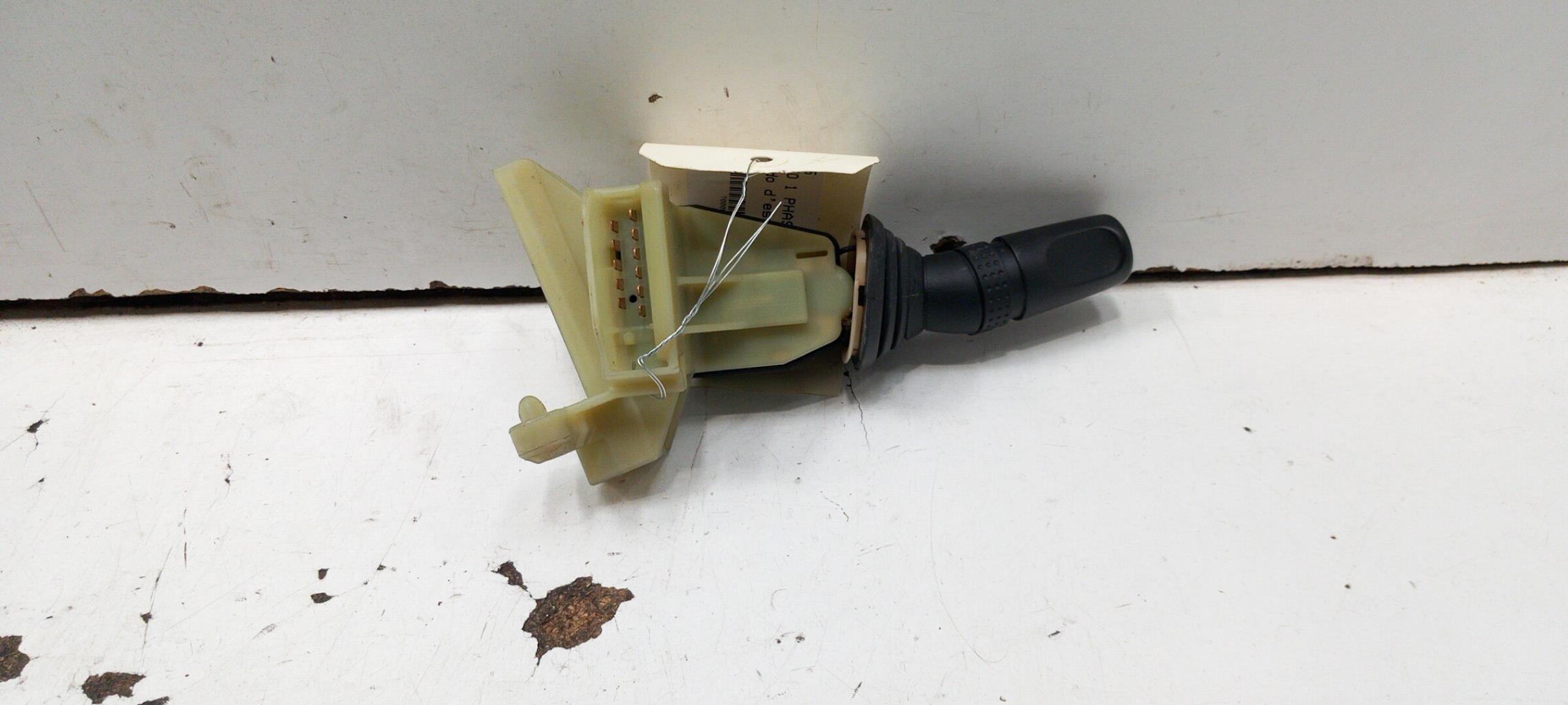 Commodo d'essuie glaces FORD MONDEO 1 PHASE 2 Diesel - 1