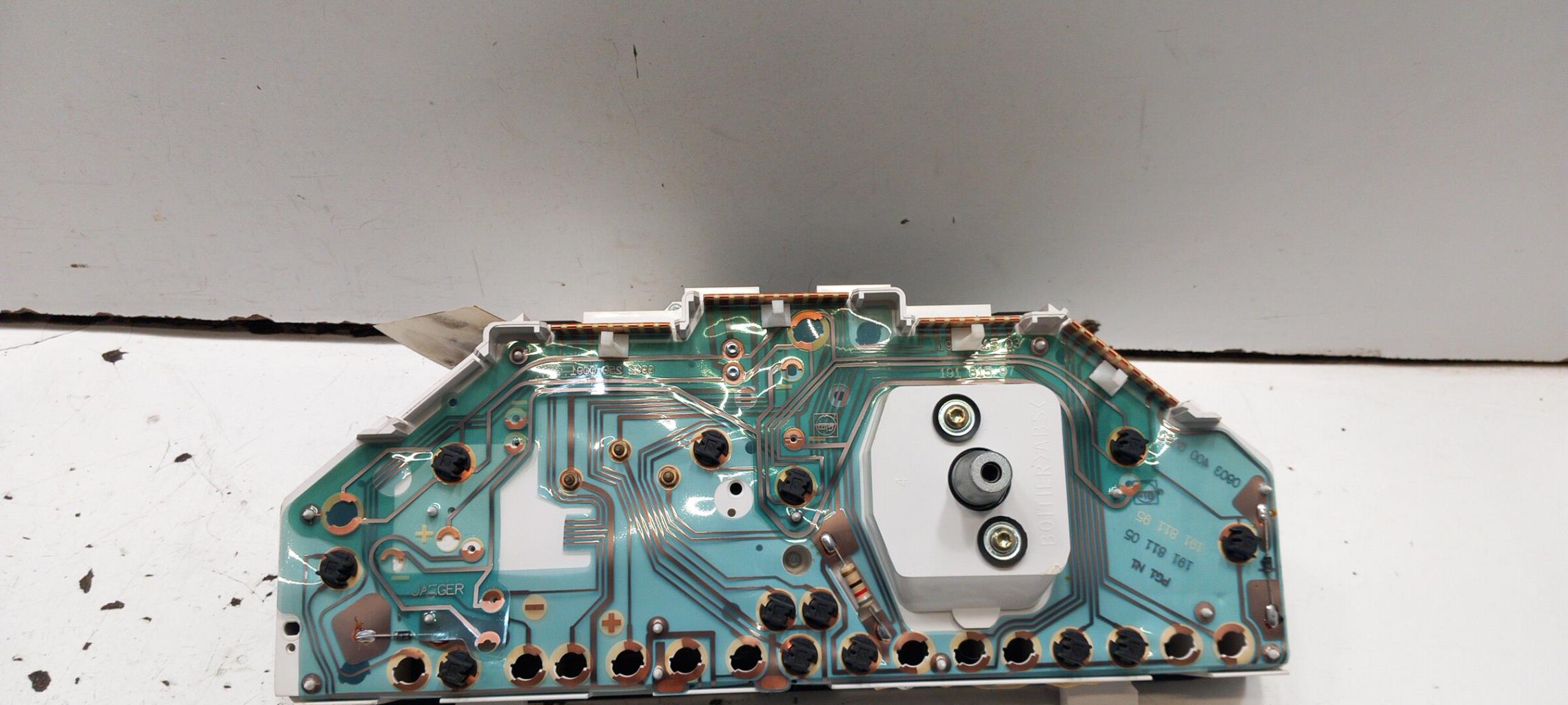 Compteur PEUGEOT 106 PHASE 1 Essence - 1