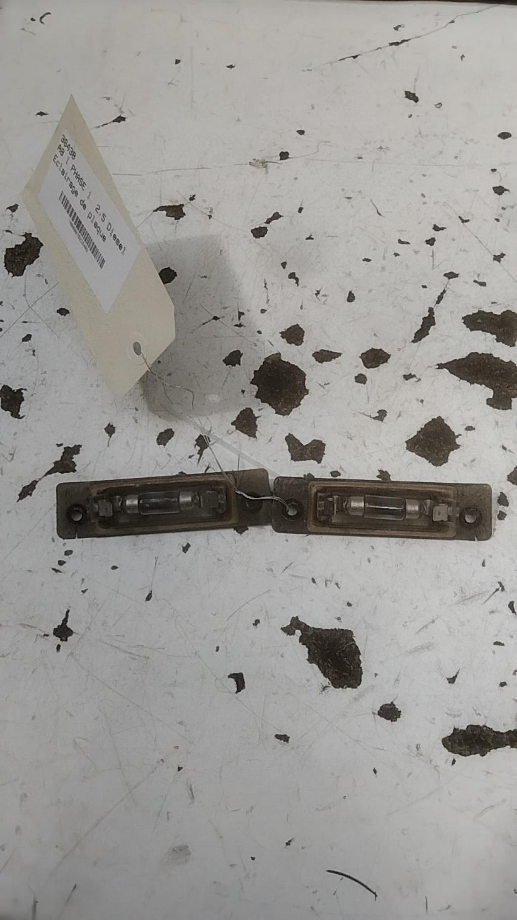 Eclairage de plaque AUDI A8 1 PHASE 1 Diesel - 1
