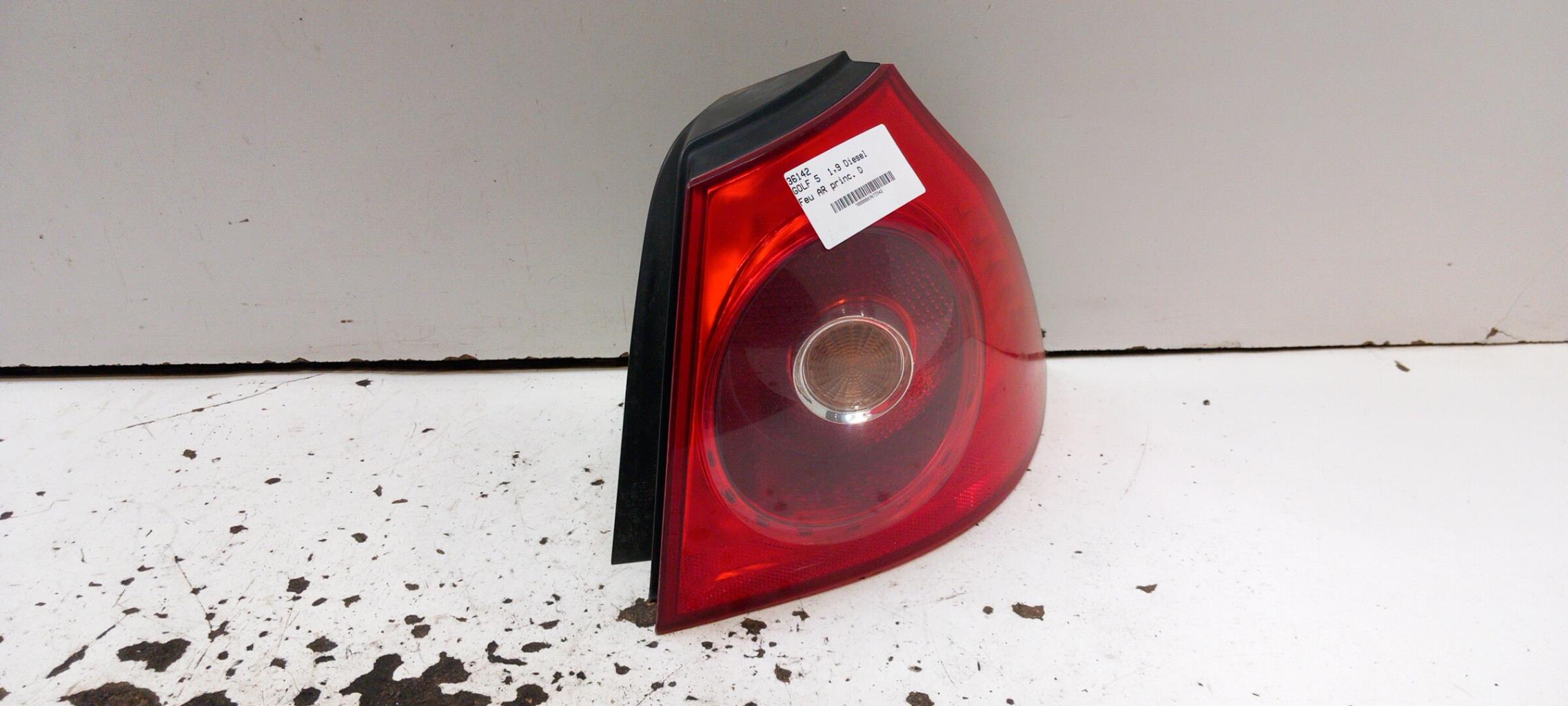 Fanale posteriore principale destro (luci) VOLKSWAGEN GOLF 5 Diésel - 1