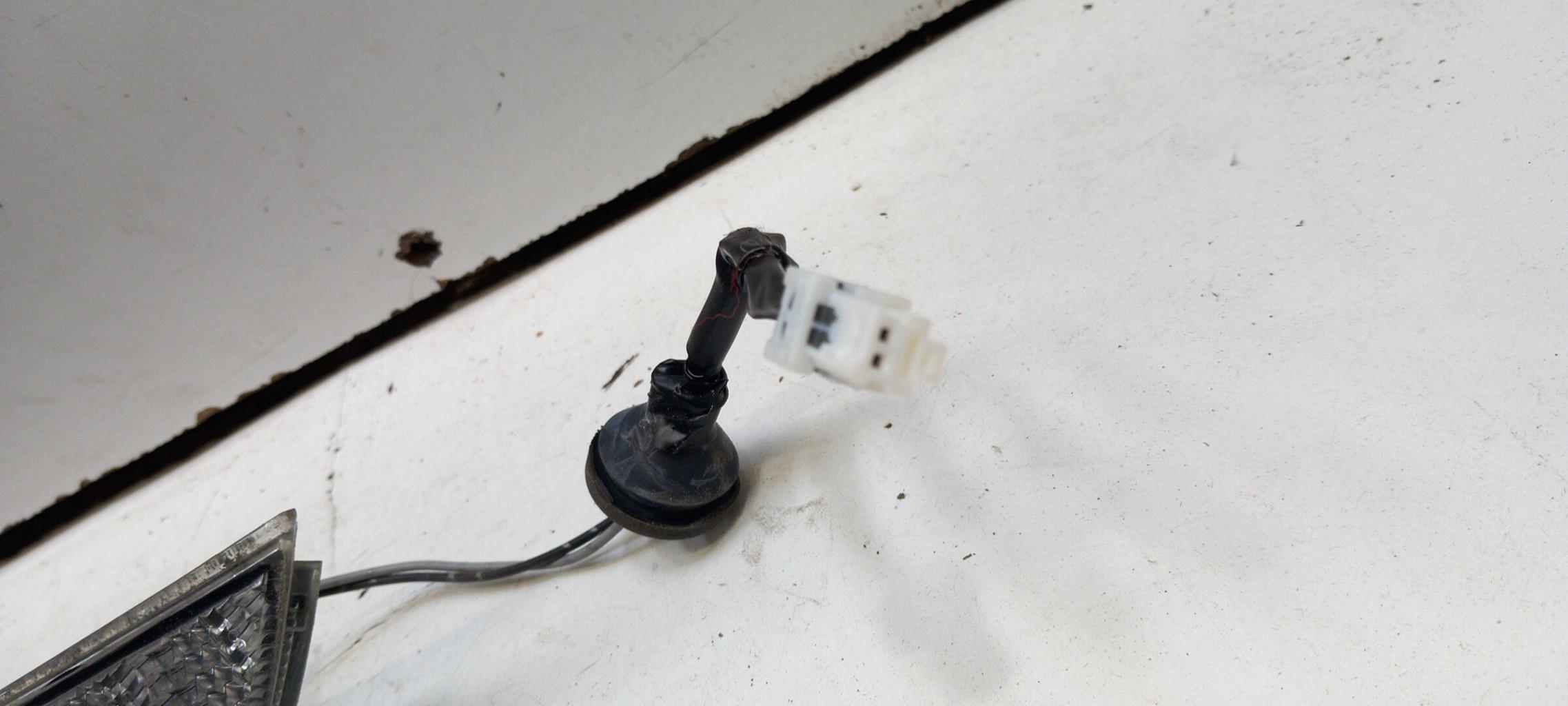 Luce stop centrale CITROEN C-CROSSER Diésel - 1