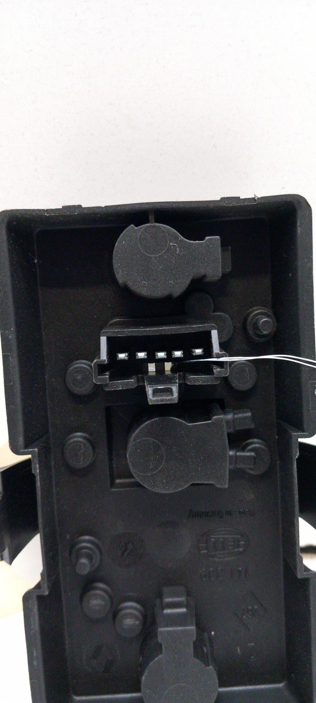 Base portalampade fanale posteriore sinistro RENAULT R19 PHASE 2 Gasolina - 1