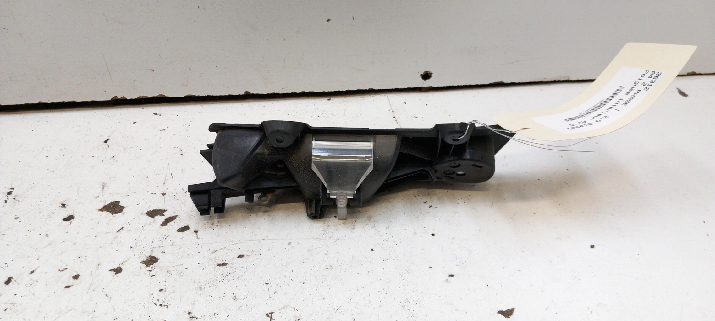 Maniglia interna anteriore destra AUDI A4 2 PHASE 1 Diésel - 1