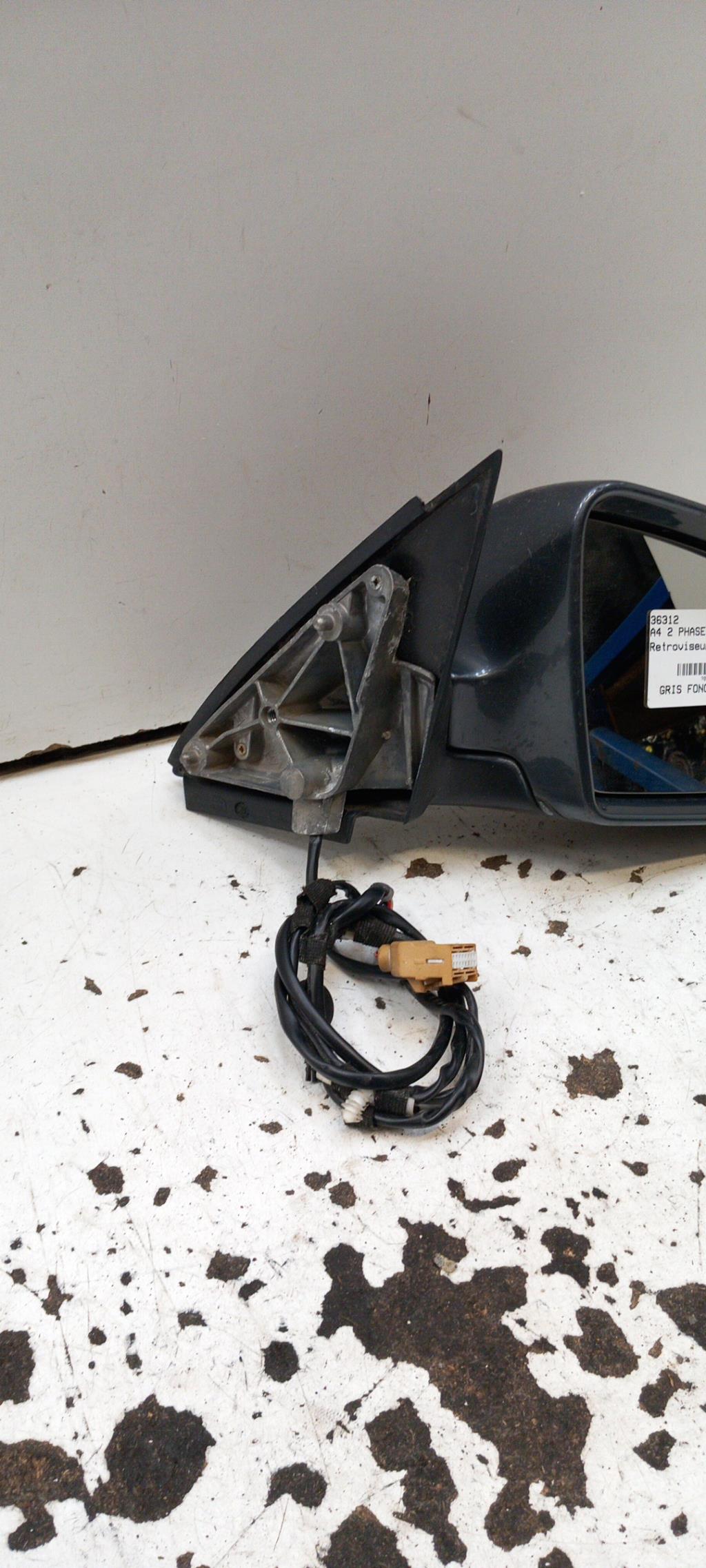Retrovisor derecho AUDI A4 2 PHASE 1 Diésel - 1