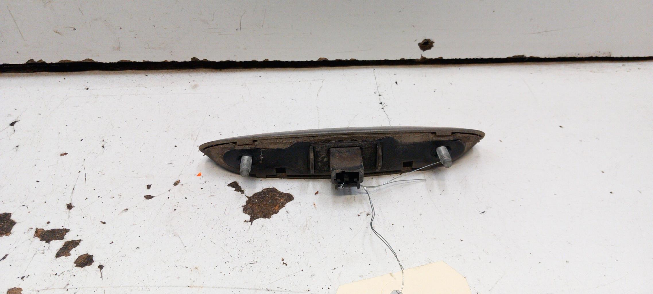 Pulsante del bagagliaio PEUGEOT 307 PHASE 1 Diésel - 1