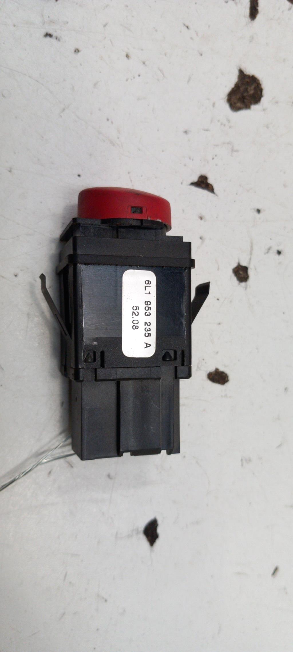 Bouton de warning SEAT CORDOBA 2 Diesel - 1